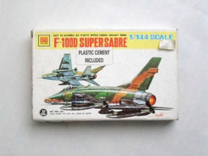 OTAKI 1/144 A02 F-100D SUPER SABRE